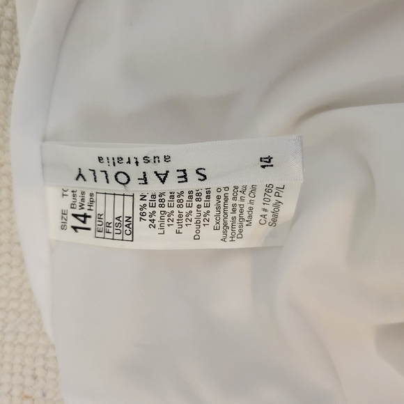 Seafolly White Wave Textured One-piece Swimsuit Size 10 - Picture 7 of 9